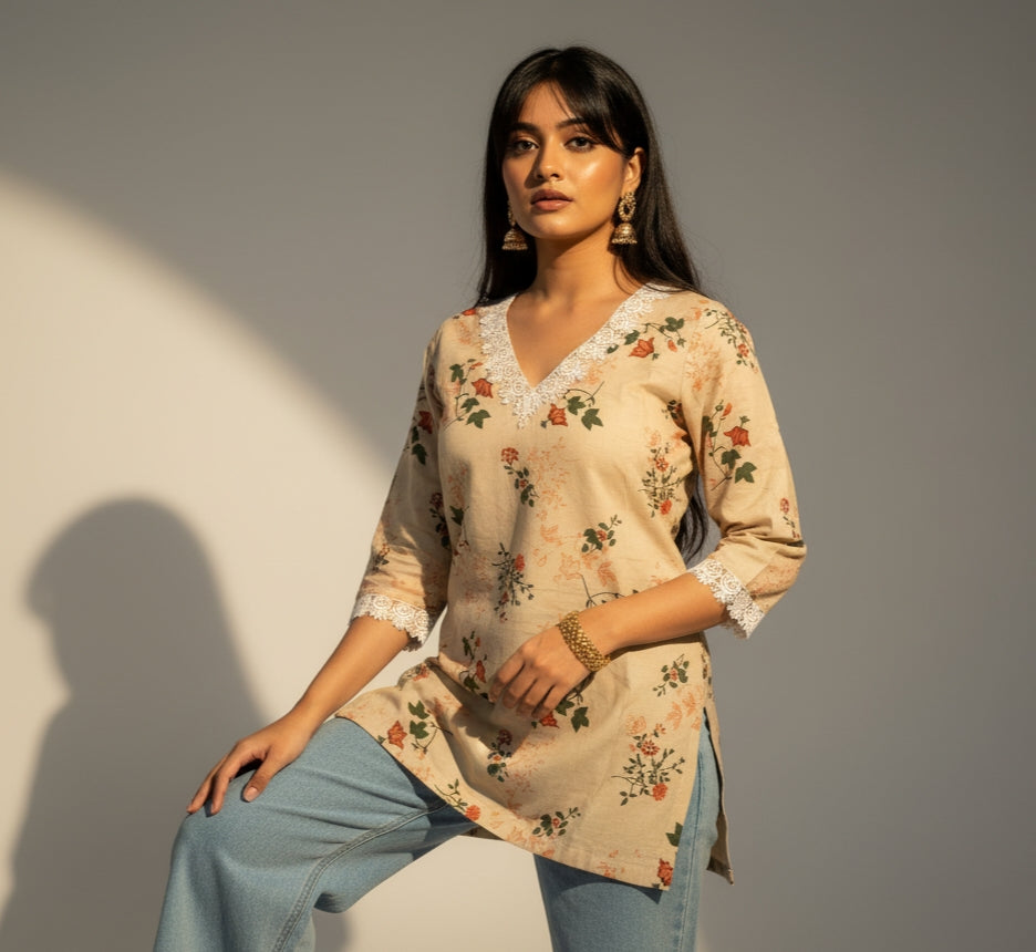 Vintage – Cream Floral Print Short Kurti with Quarter Sleeves & V-Neck Lace Detail