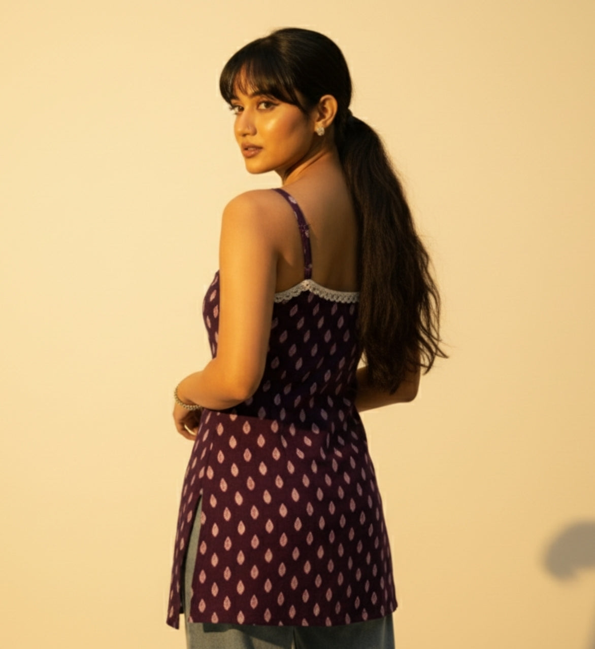 Bebo – Violet Sleeveless Lace Detail Short Kurti