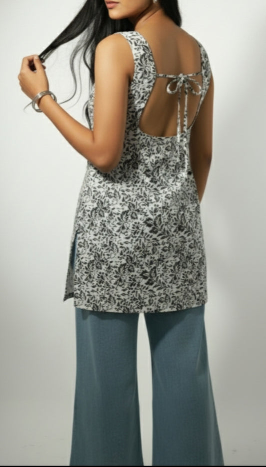 Komolika – White Sleeveless Square Neck Short Kurti with Back Dori Detail