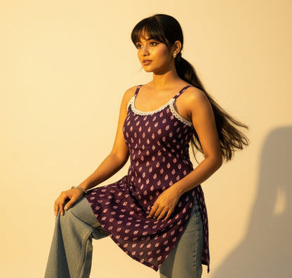Bebo – Violet Sleeveless Lace Detail Short Kurti
