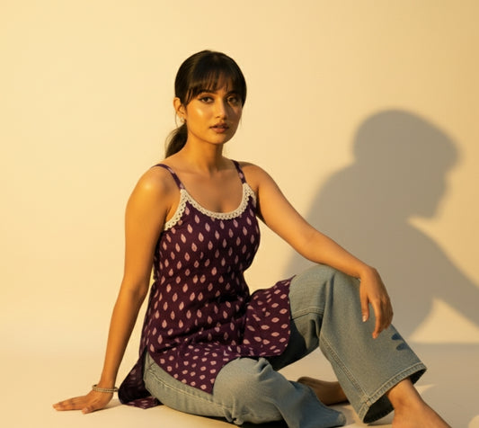 Bebo – Violet Sleeveless Lace Detail Short Kurti
